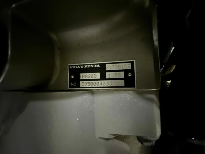 Liquid Gold III Yacht Photos Pics 