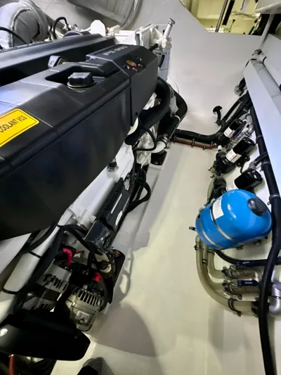 Liquid Gold III Yacht Photos Pics 