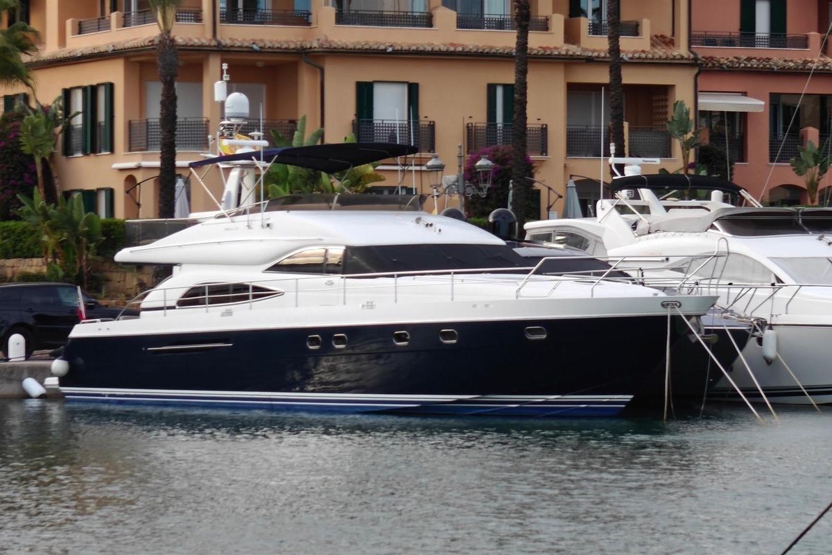 2003 Princess 67 