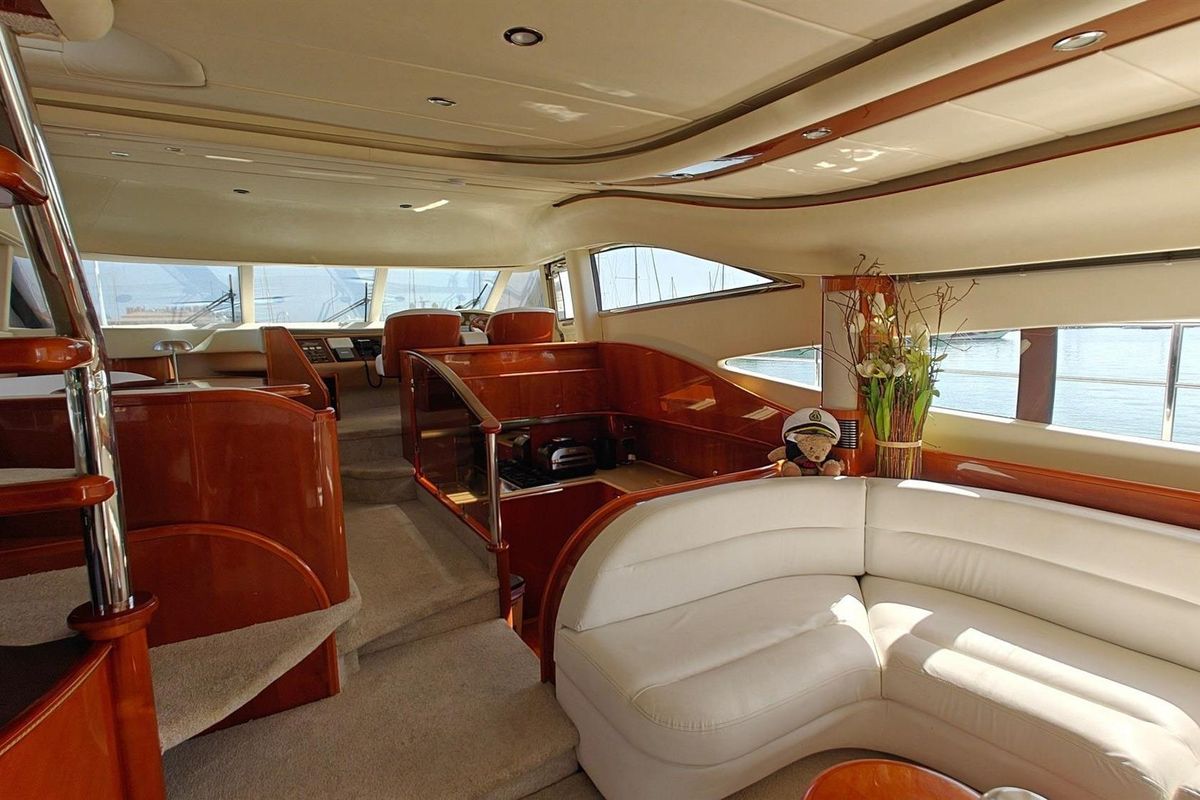 2003 Princess 67 