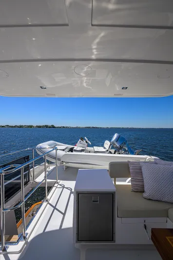Fluke Yacht Photos Pics Kadey-Krogen 54 Summit Motoryacht 2020, deck view with seating and ocean backdrop.