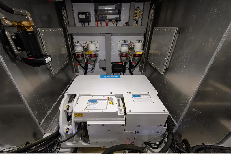 Fluke Yacht Photos Pics 