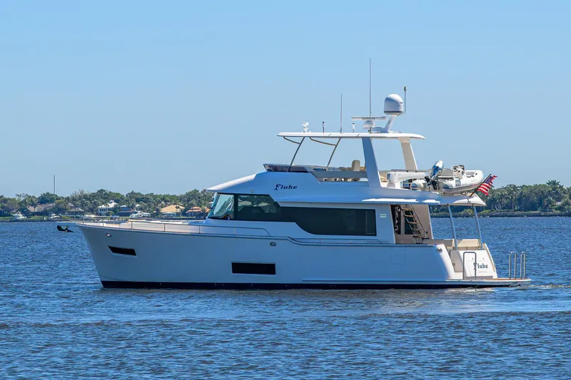 Fluke Yacht Photos Pics 