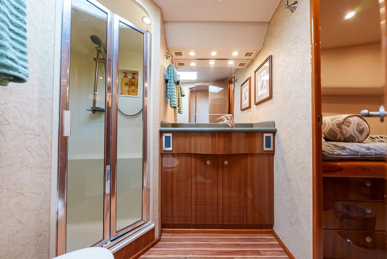 Liquid Apple Yacht Photos Pics 