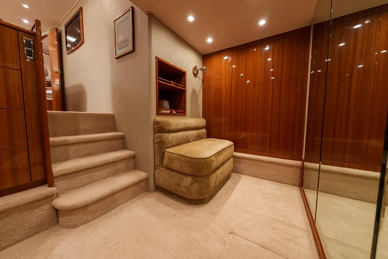 Liquid Apple Yacht Photos Pics 