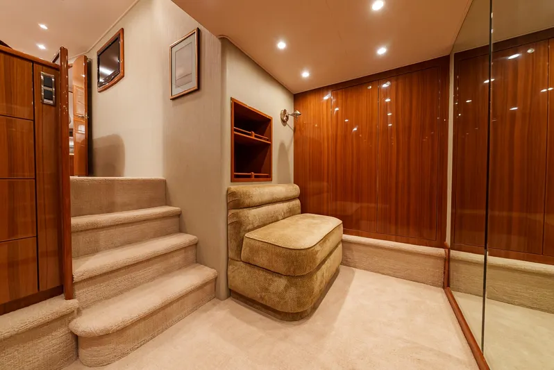 Liquid Apple Yacht Photos Pics 