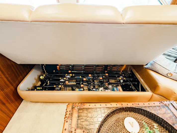 Liquid Apple Yacht Photos Pics 