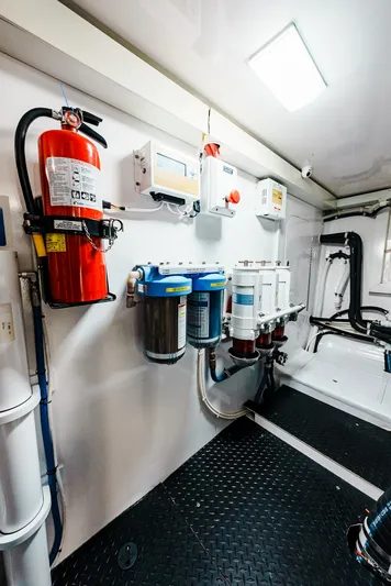 Liquid Apple Yacht Photos Pics 