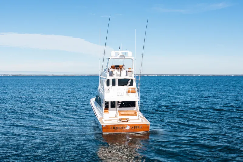 Liquid Apple Yacht Photos Pics 