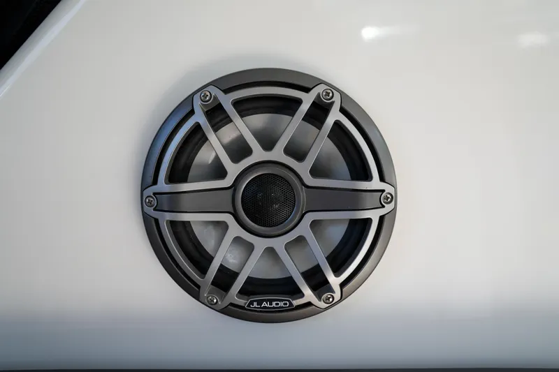  Yacht Photos Pics JL Audio speaker on 2001 Sea Ray 510 Sundancer yacht.