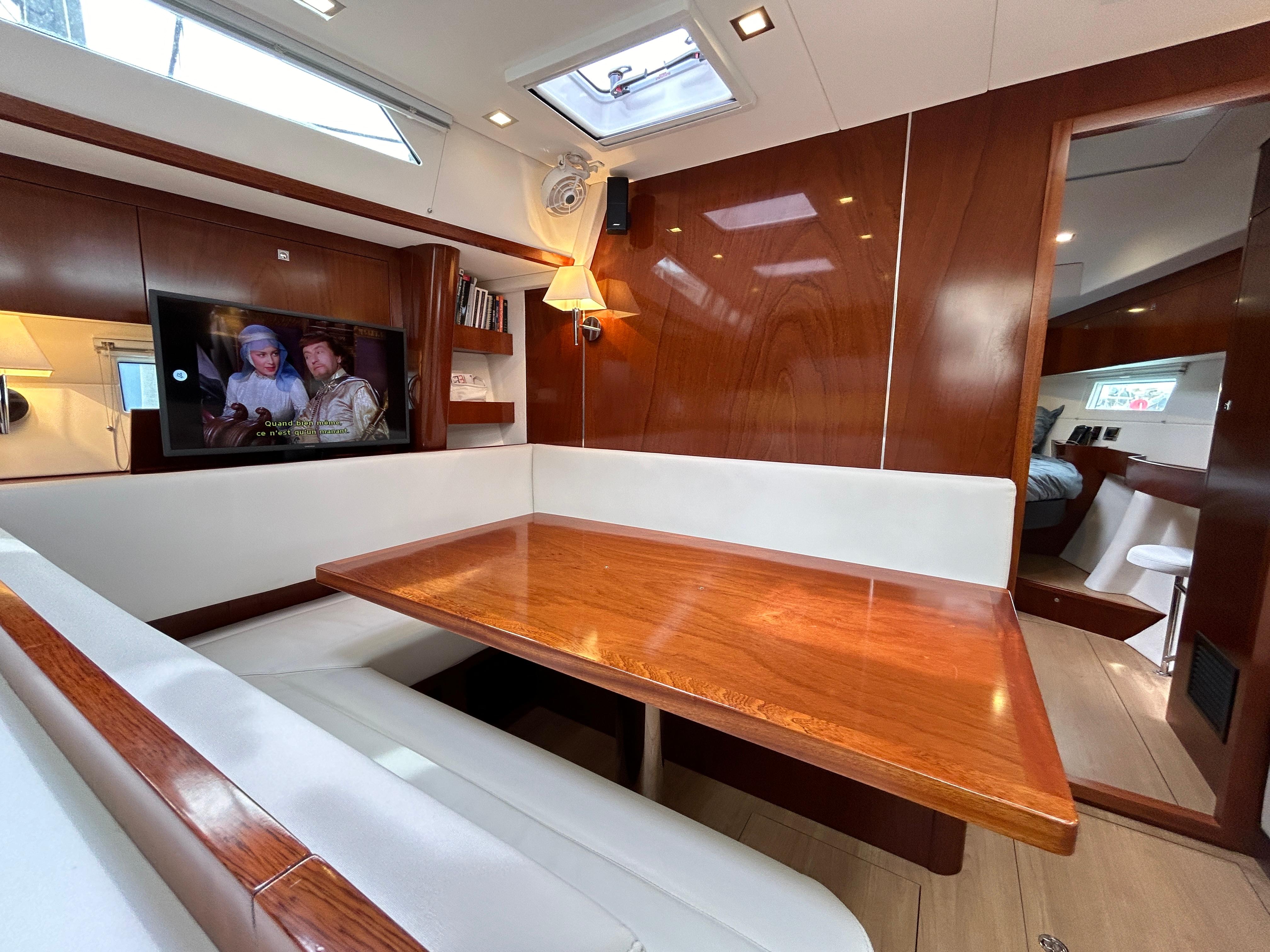 2018 Amel 55 Cruiser for sale - YachtWorld