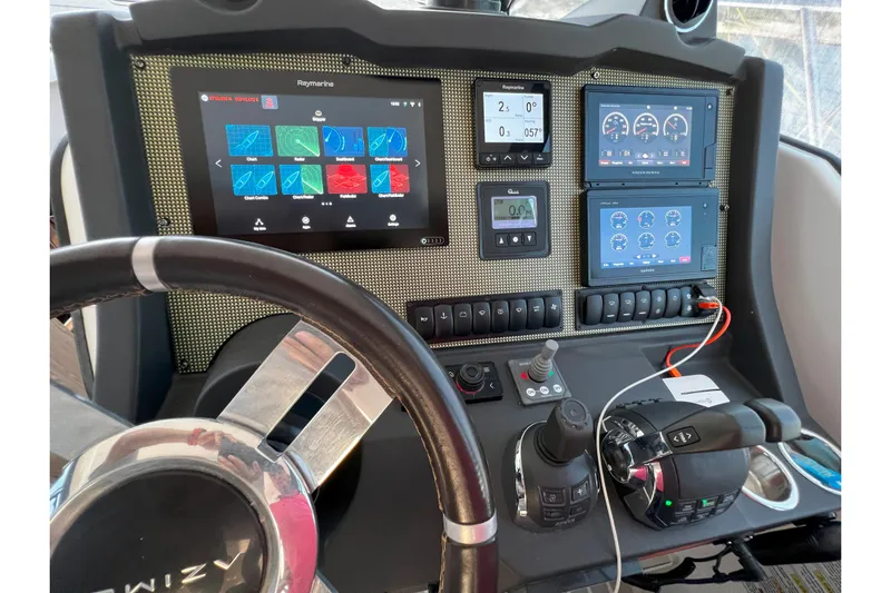 Sunday Yacht Photos Pics 