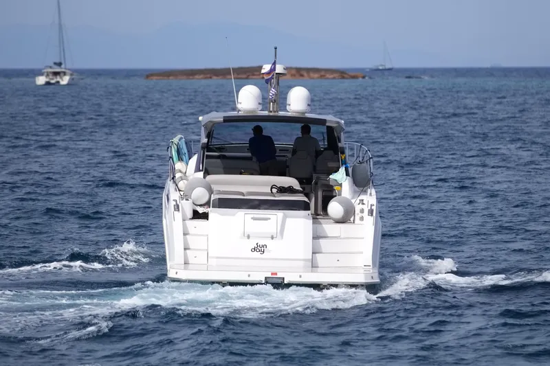 Sunday Yacht Photos Pics 