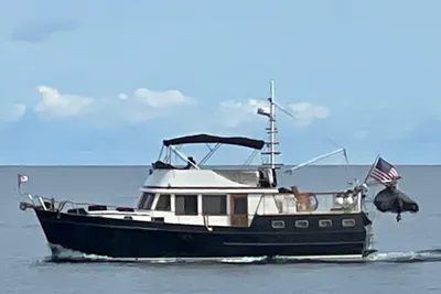 Marine Trader 44 Sundeck Trawler