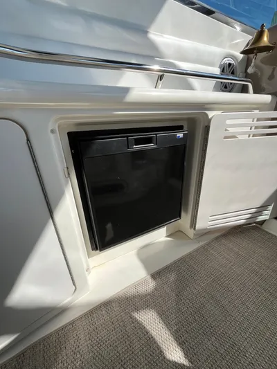 Irie Yacht Photos Pics 