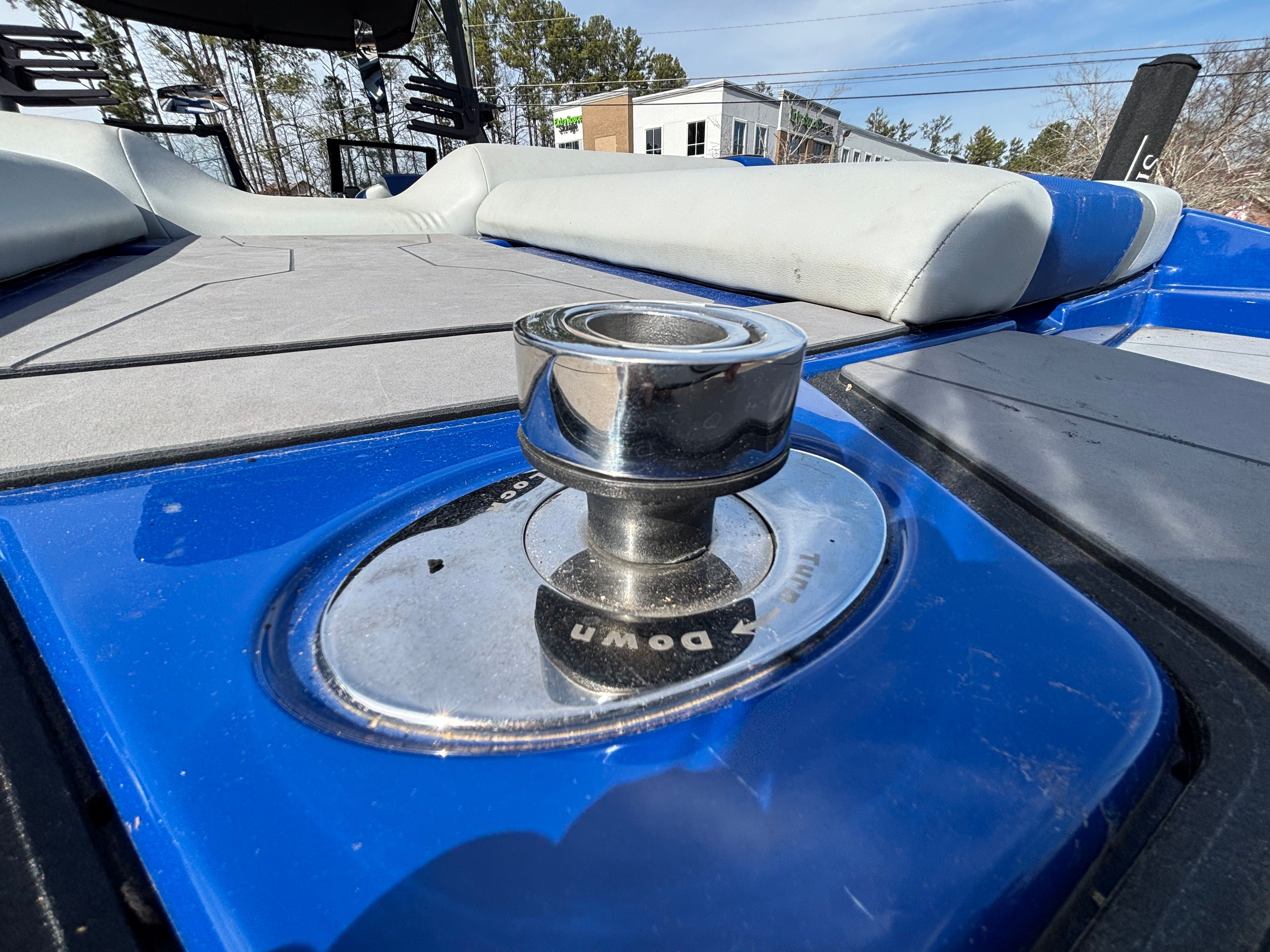 2022 AXIS T250 - Image 8