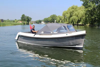 2025 Interboat Intender 700