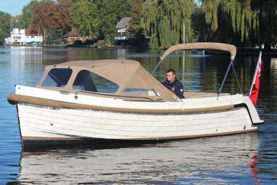 2024 Interboat Intender 700