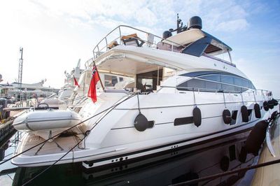 Yacht