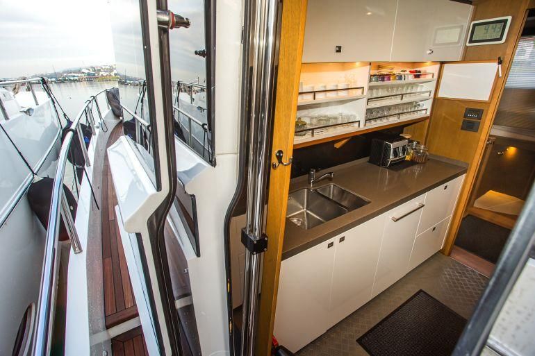 2017 Princess 83 