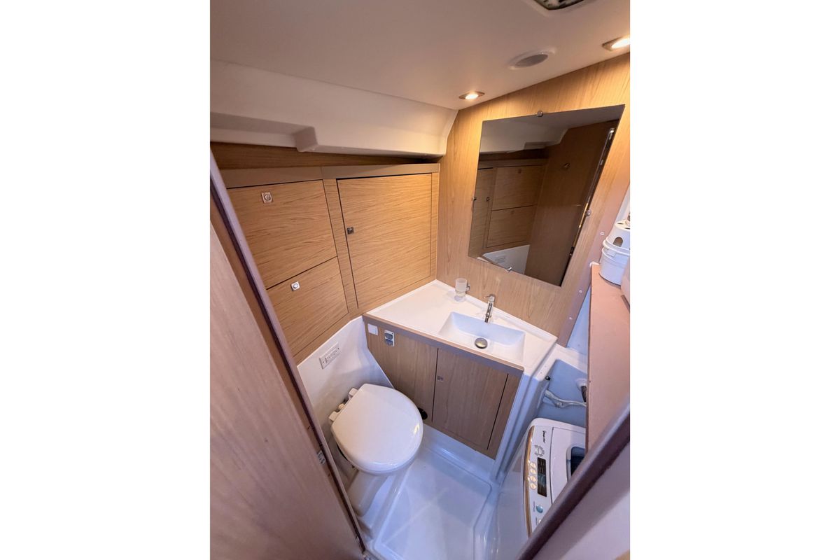 2017 Beneteau 45 