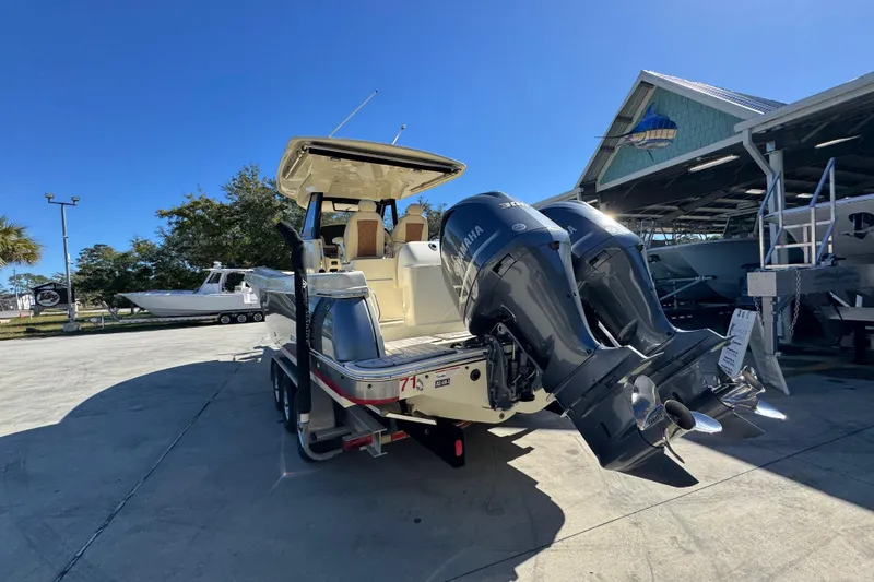  Yacht Photos Pics 2019 Chris-Craft Catalina 30 with twin Yamaha engines, parked outdoors.