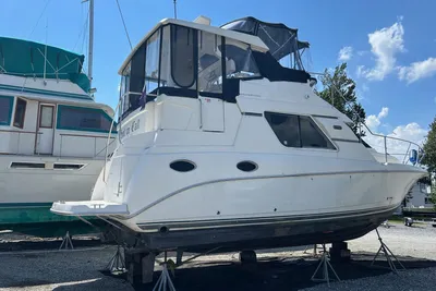 2000 Silverton 352 Motor Yacht