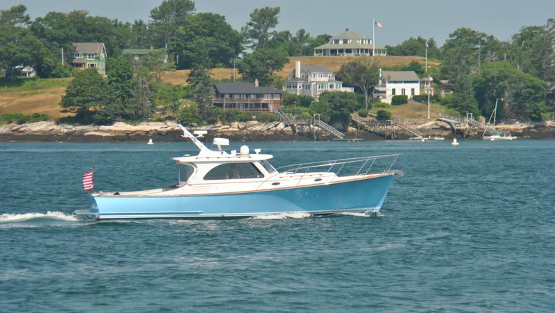 Elise Yacht Photos Pics Starboard Side