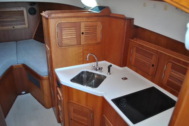 Elise Yacht Photos Pics Galley / Cabin