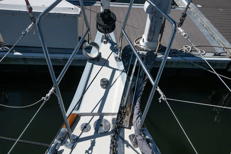 Next Boat Yacht Photos Pics Bow of 2007 Morris Ocean Series 45 yacht docked at marina.