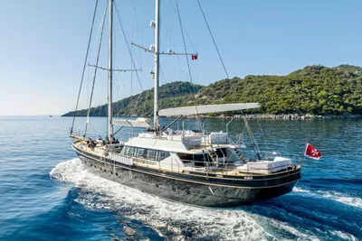 Custom Sailing Yacht