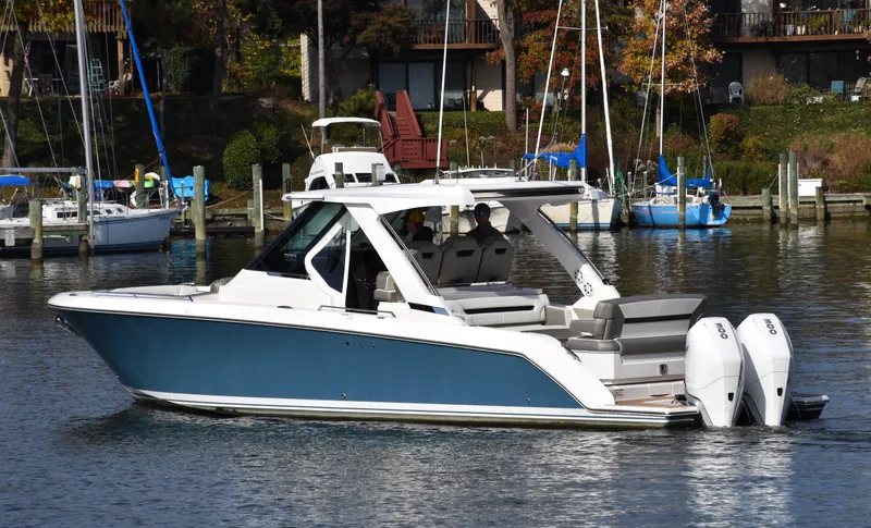 In Stock Yacht Photos Pics 2023 Tiara 34LS