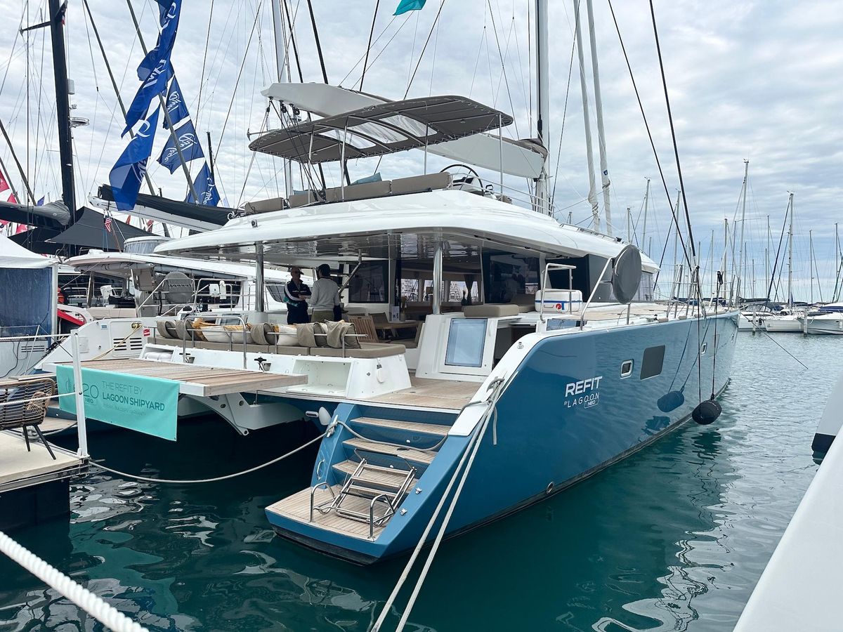 2012 Lagoon 62 