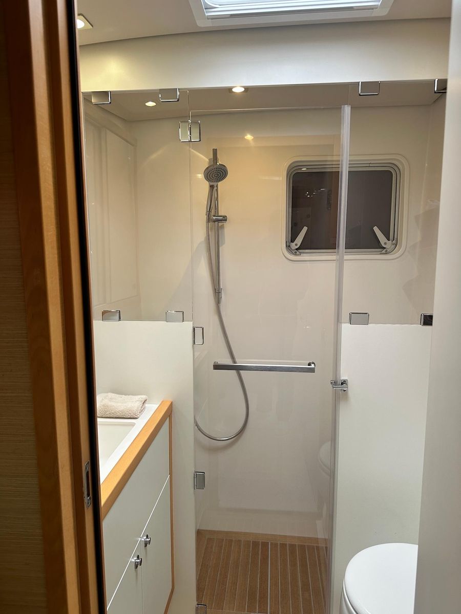 2012 Lagoon 62 