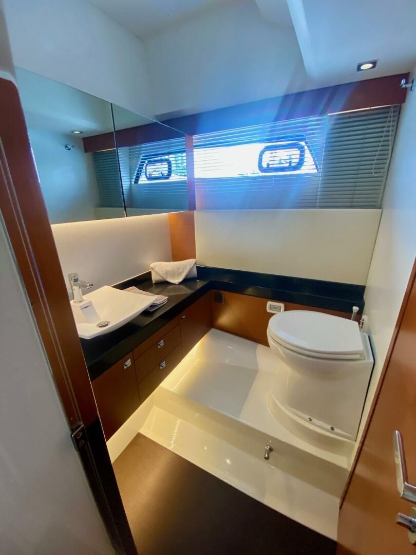 2015 Prestige 50 