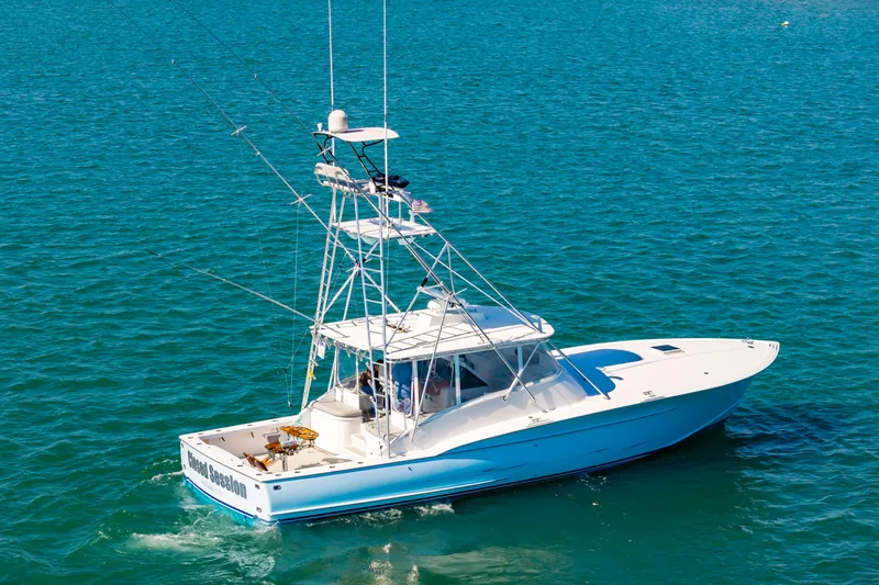 Closed Session Yacht Photos Pics 