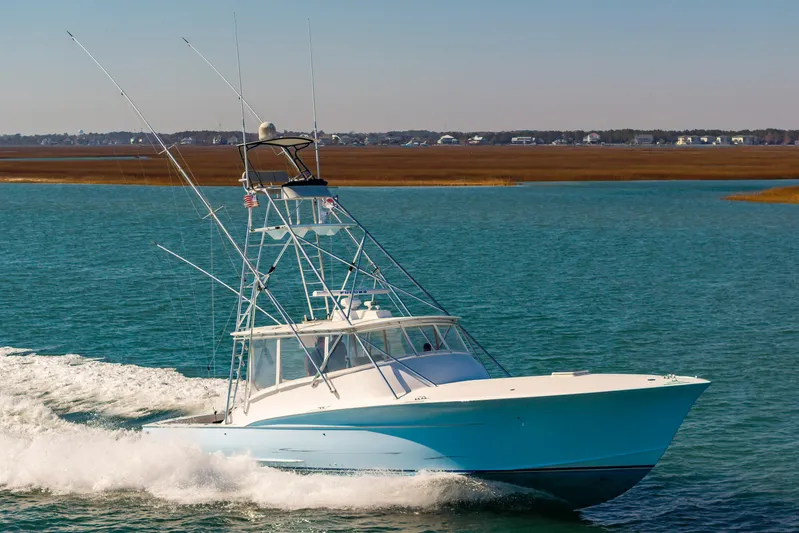 Closed Session Yacht Photos Pics 