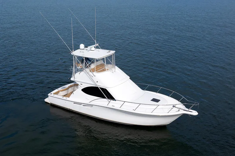 Chasing Tail Yacht Photos Pics 2007 Tiara Yachts 3900 Convertible on calm water.