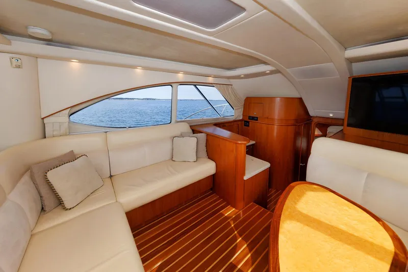 Chasing Tail Yacht Photos Pics 