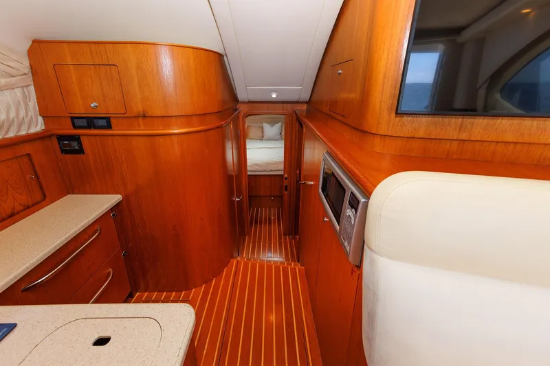 Chasing Tail Yacht Photos Pics 