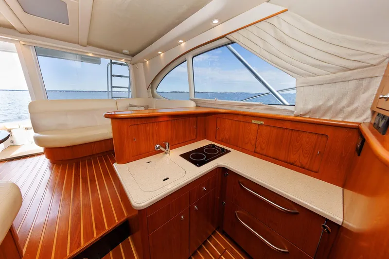 Chasing Tail Yacht Photos Pics 