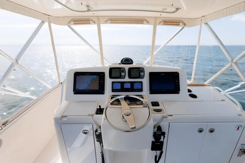 Chasing Tail Yacht Photos Pics 