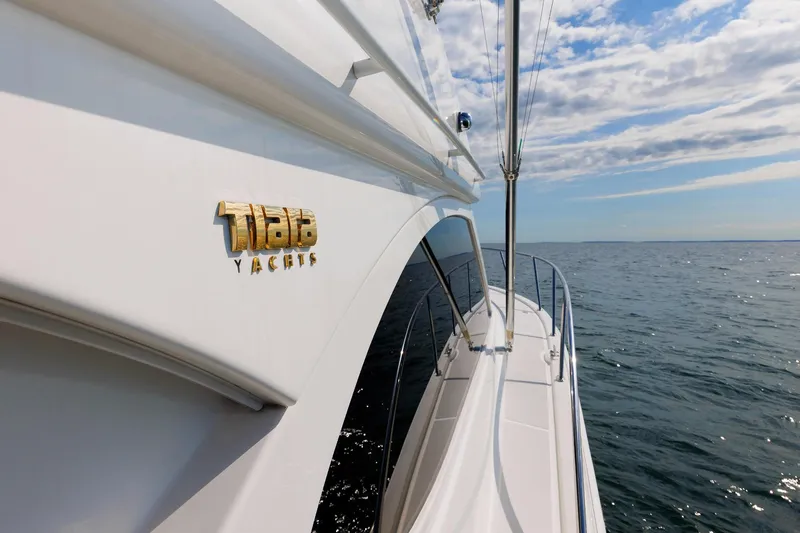 Chasing Tail Yacht Photos Pics 