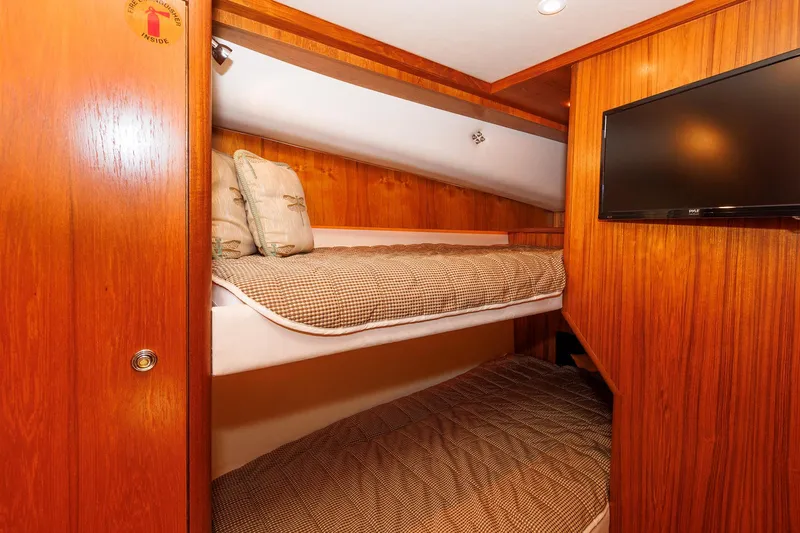 Chasing Tail Yacht Photos Pics 