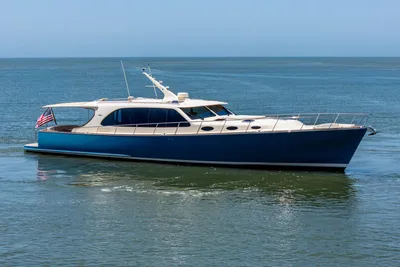 Palm Beach Motor Yachts PB70
