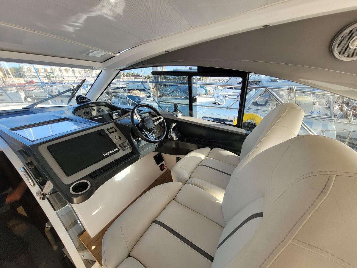 2020 Princess 42 