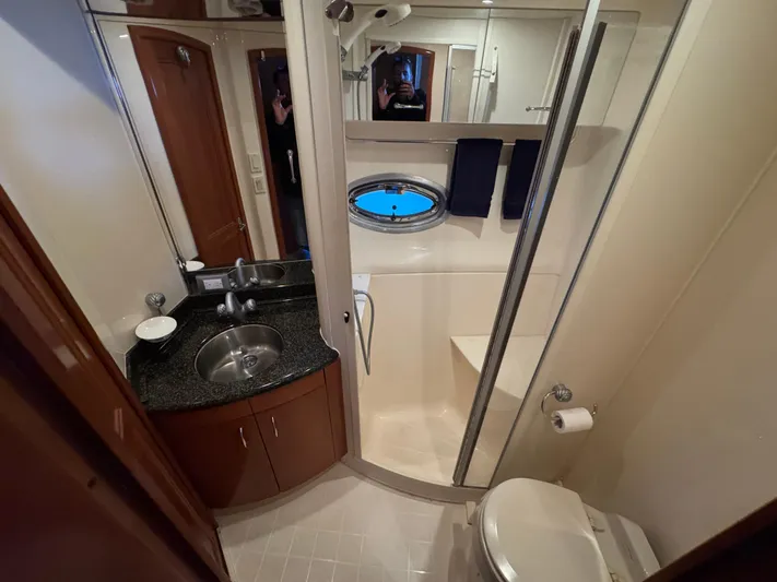 Grandslam III Yacht Photos Pics 