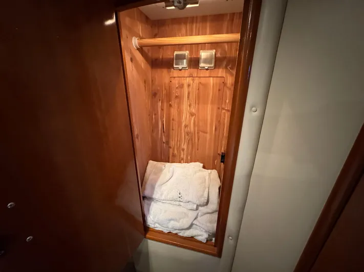 Grandslam III Yacht Photos Pics 