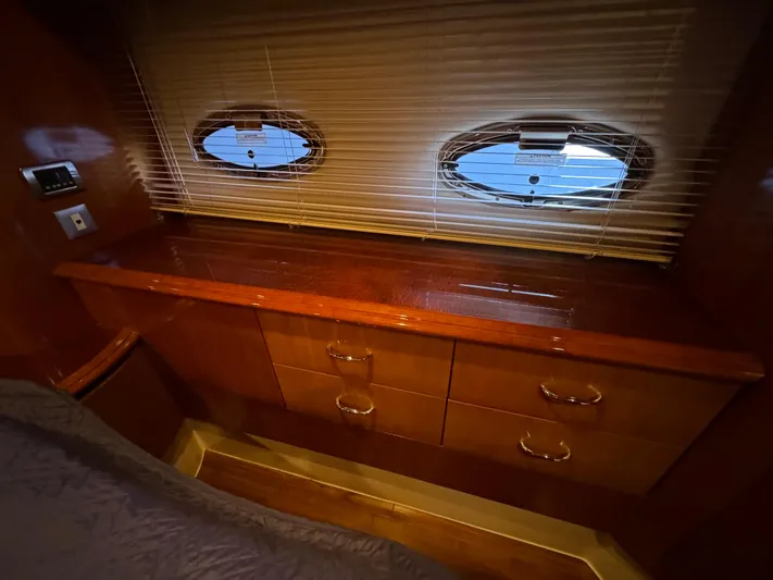 Grandslam III Yacht Photos Pics 