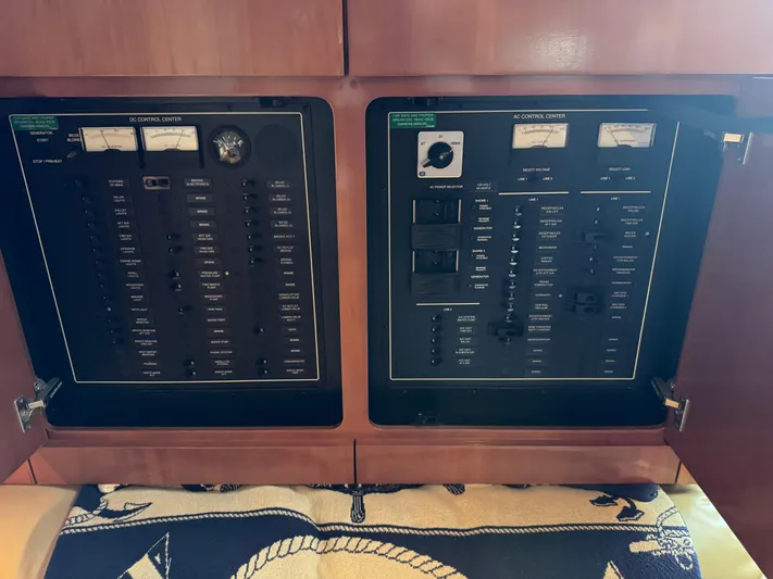 Grandslam III Yacht Photos Pics 